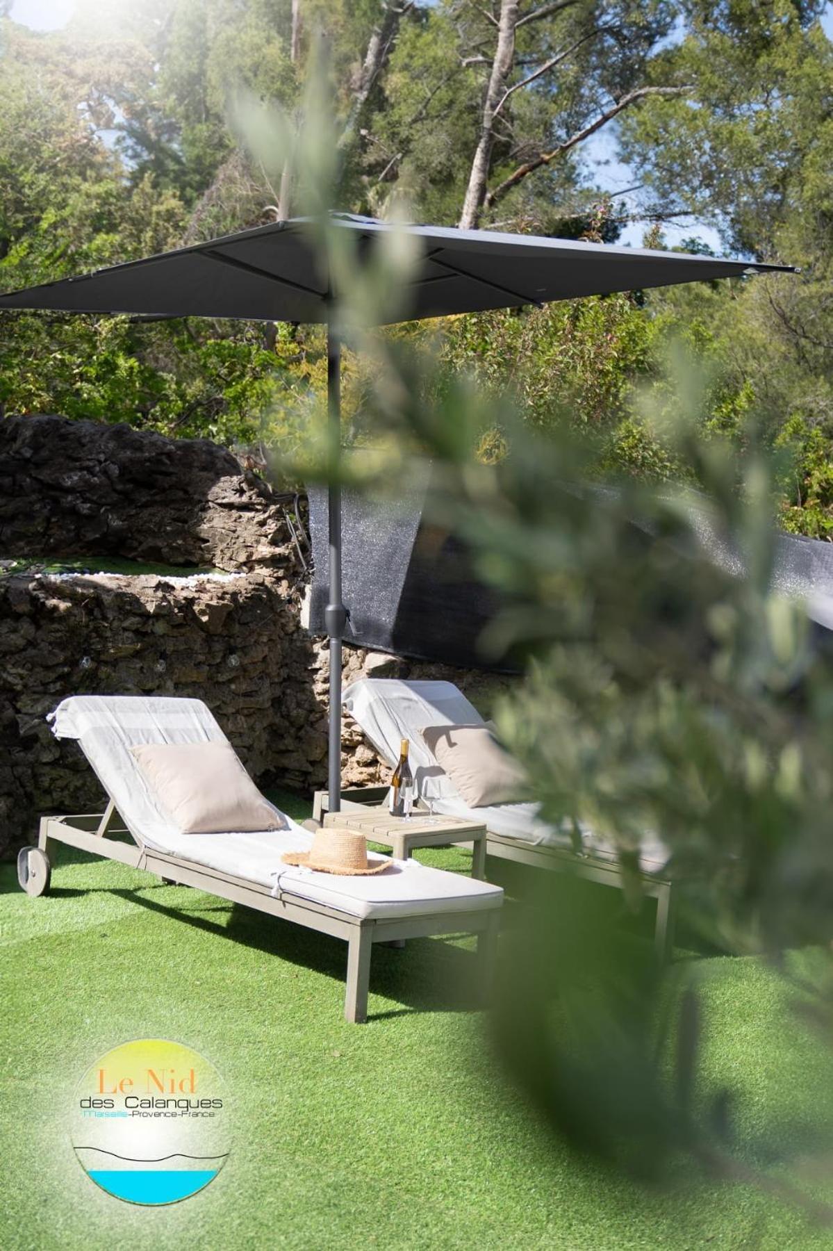 Ferienwohnung Le Nid Des Calanques Et Son Jacuzzi Marseilles Exterior foto